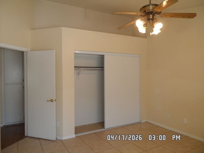 Building Photo - 3 Bedrooms, 2 Bathrooms, approx. 1392 sq. ft., 2 Car Garage, Covered Patio, Fenced, Play house,