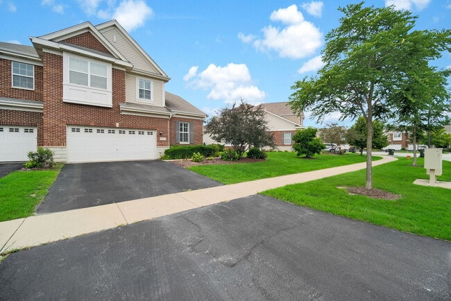 Building Photo - 1031 Ravendale Ct