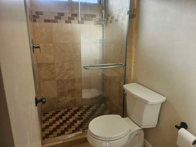 Building Photo - Millbrae Meadows 4 bed 3 bath available now