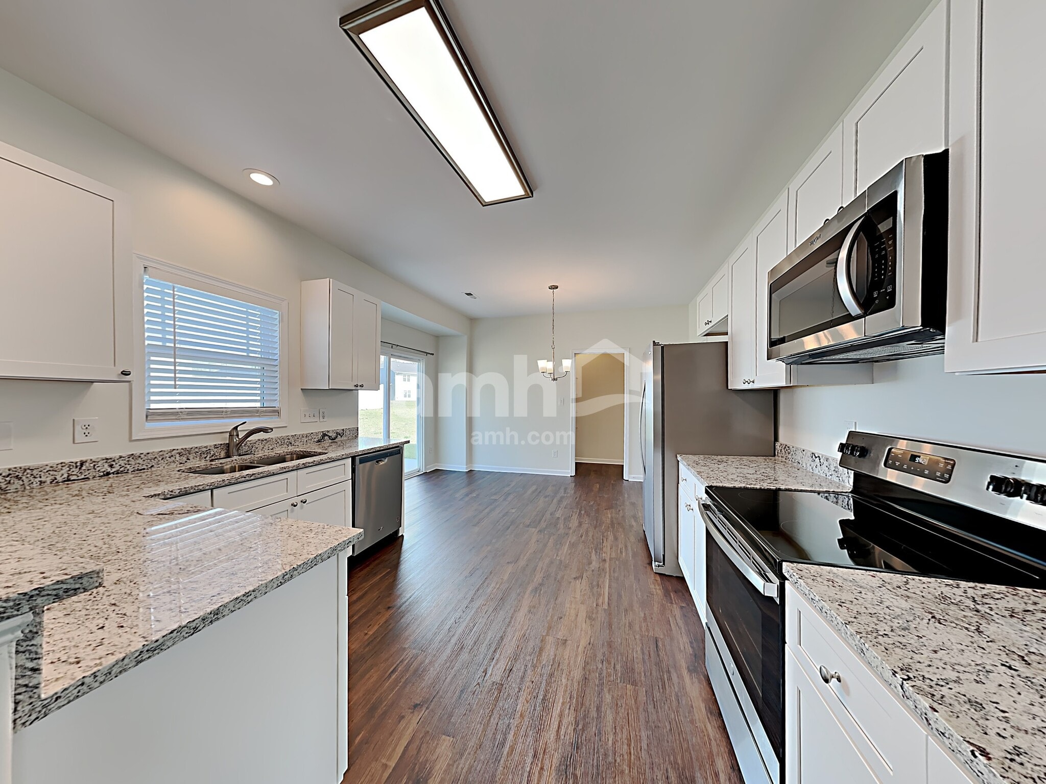 Building Photo - 1009 Fieldmere Pl