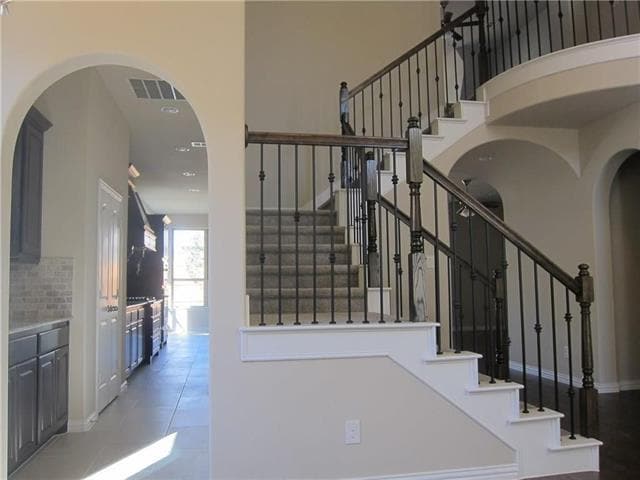 Building Photo - 6812 Grand Mesa Pkwy