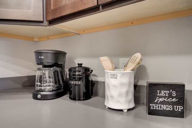 Building Photo - 2210 Remington Way