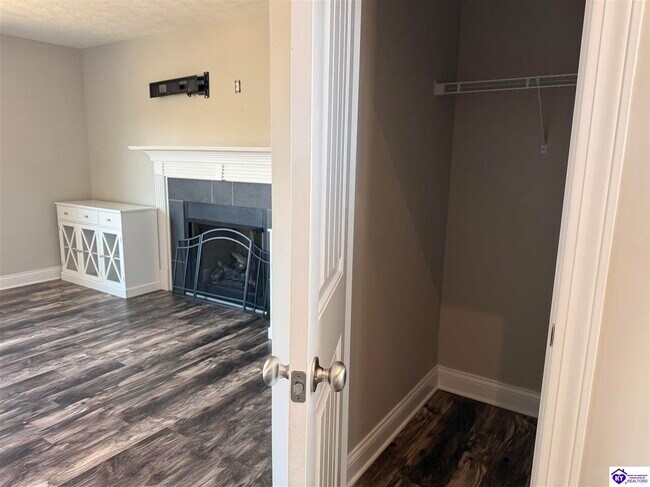 Building Photo - 112 McClendon Hills Ln