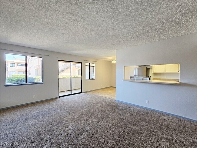 Building Photo - 3720 Snorkel Cir