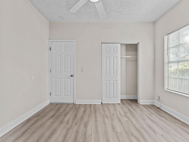 Building Photo - 8210 N Klondyke St