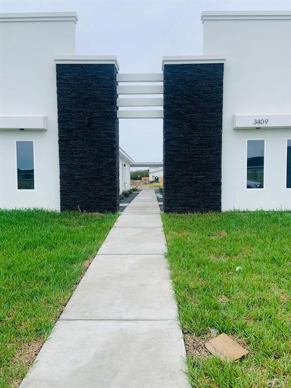 Primary Photo - 3409 Fuerte Ave
