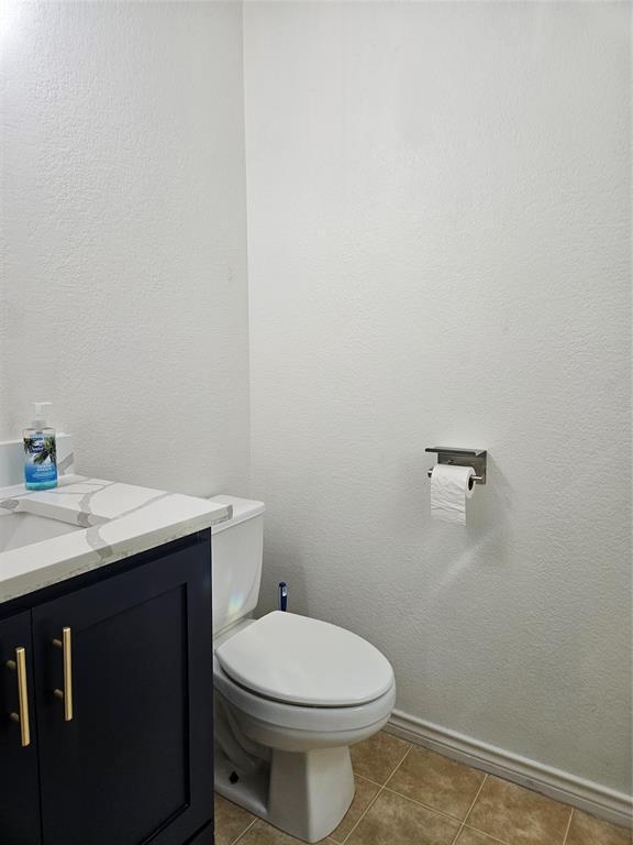 Building Photo - 13400 Coomes Dr