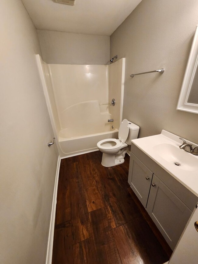 Building Photo - Pass Christian 3 bedroom