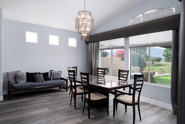 Building Photo - 29581 W Laguna Dr
