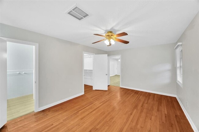 Building Photo - 3519 Westridge St