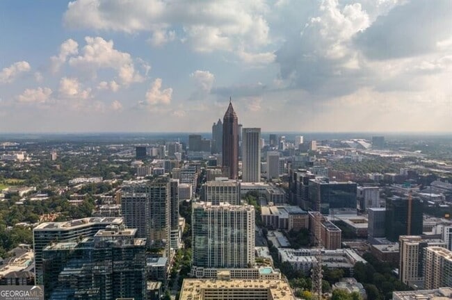 Building Photo - 1065 Peachtree St NE