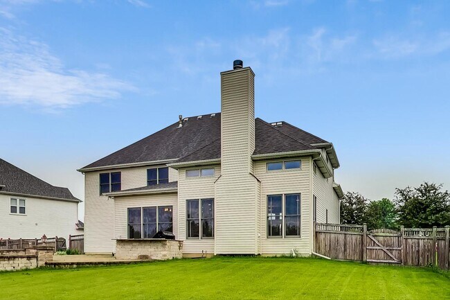 Building Photo - 2951 Old Glory Dr