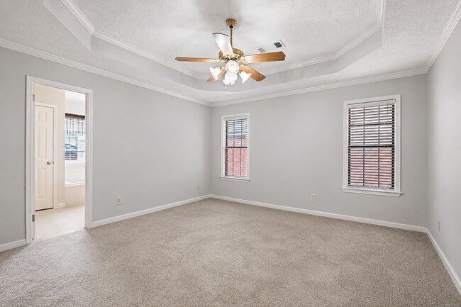 Building Photo - 539 Shelia Boulevard