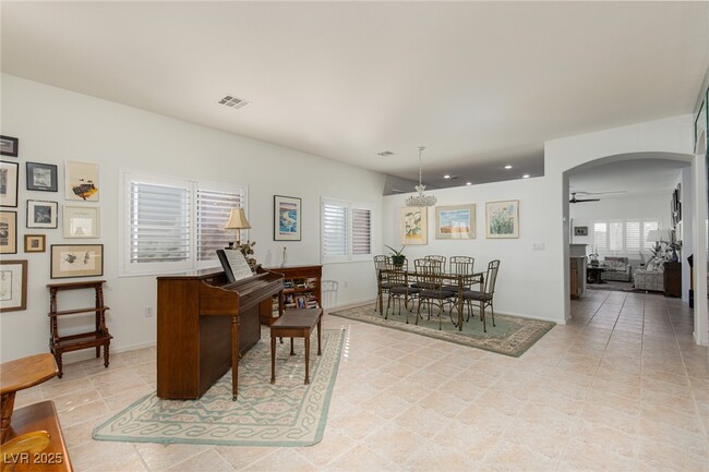 Building Photo - 2738 Grande Valley Dr