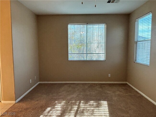 Building Photo - 6260 Huntington Ridge Ave