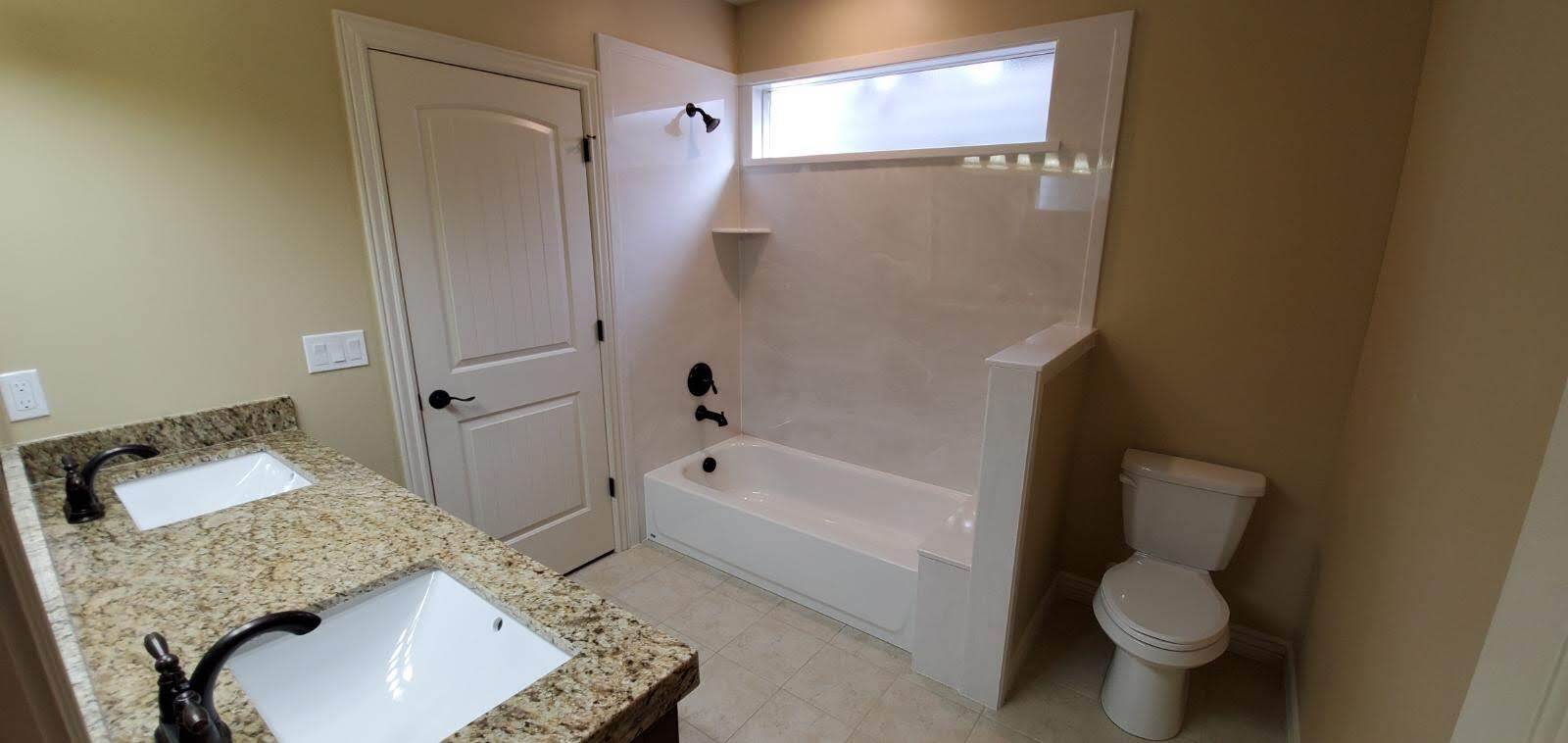 Building Photo - 3080 N CREST DR