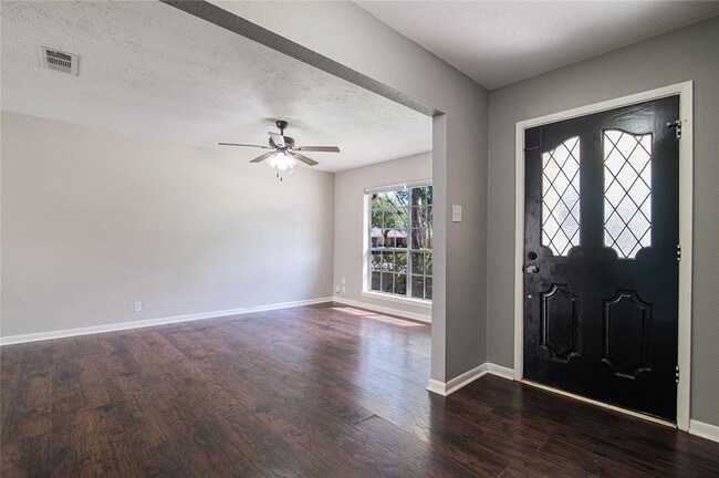 Building Photo - 17122 Blackhawk Blvd