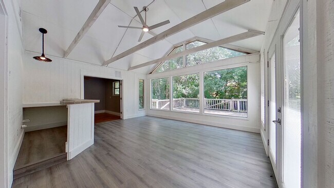 Building Photo - Gorgeous house in Harker Heights by the Stillhouse Hollow Lake