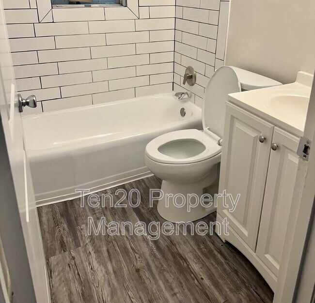Building Photo - 817 Ragland Ct