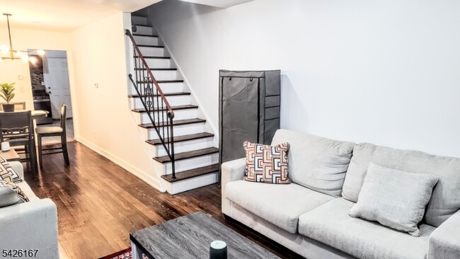 Building Photo - 8 Van Nostrand Ave