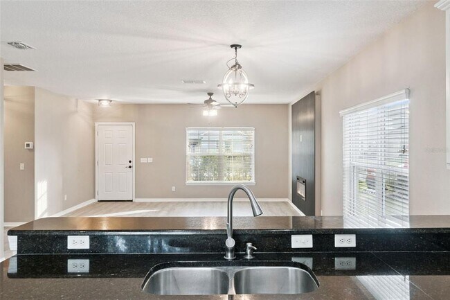 Building Photo - 1030 Bending Oak Trail