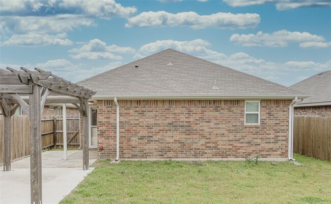 Building Photo - 8113 Frye Ln