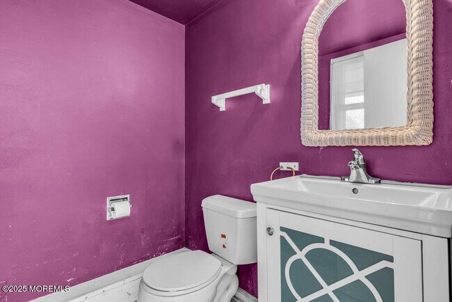 Building Photo - 260 Howard Ave