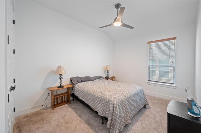 Building Photo - 7625 Alouette Dr