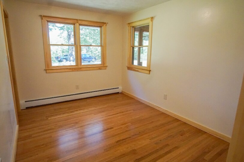 Building Photo - 49 Conant Rd