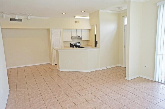 Building Photo - 9850 Lake Chase Island Way