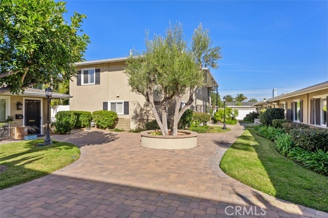 Building Photo - 1741 Tustin Ave
