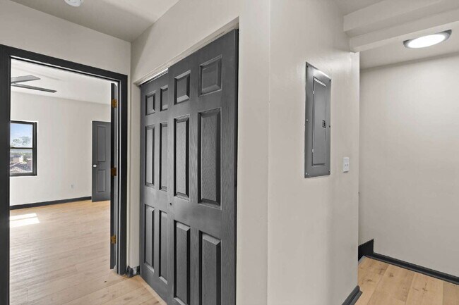 Building Photo - For Rent: Renovated 2-Story Townhouse in M...