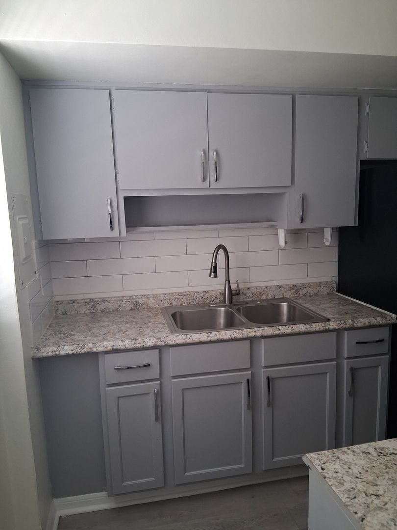 Building Photo - 3150 Pinellas Point Dr S