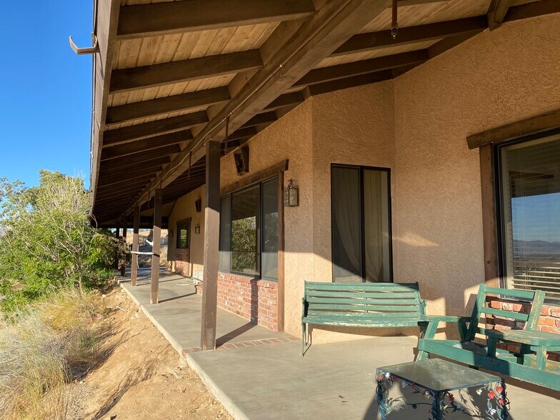 Building Photo - 22065 Ocotillo Way