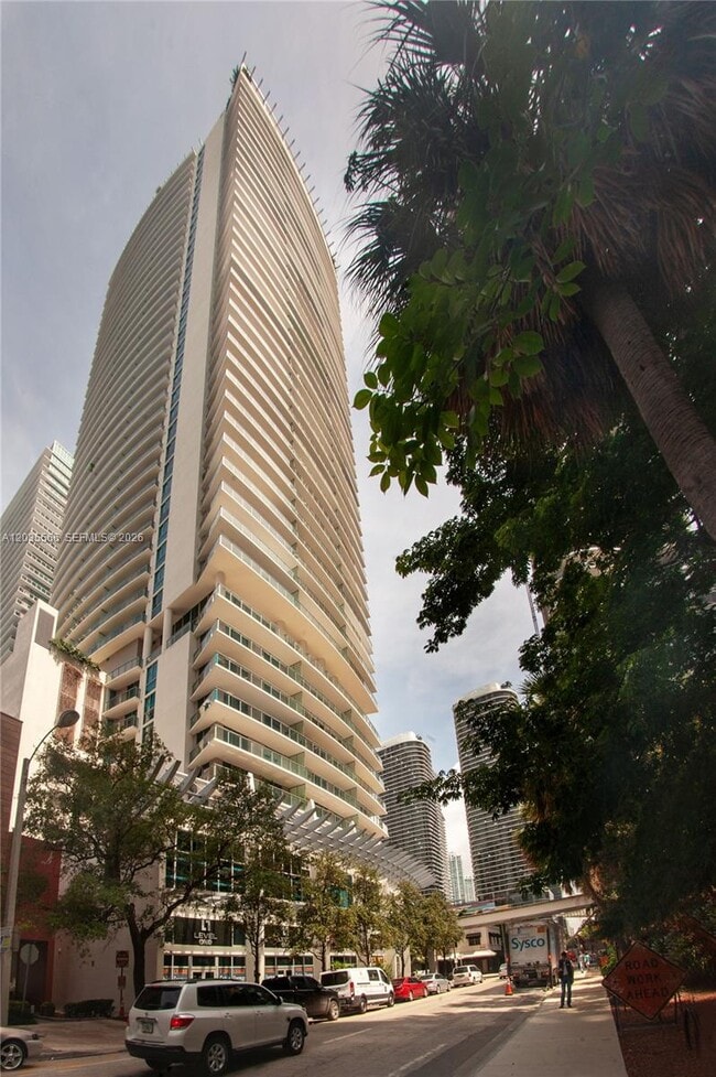 Building Photo - 1100 S Miami Ave