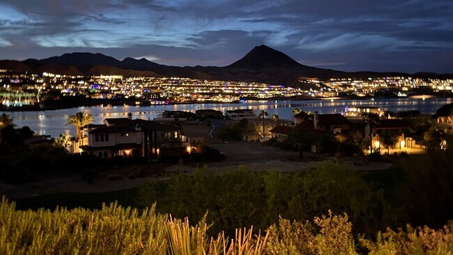 Building Photo - Luxury Lake Las Vegas Estate in Guard-Gated SouthShore Community!