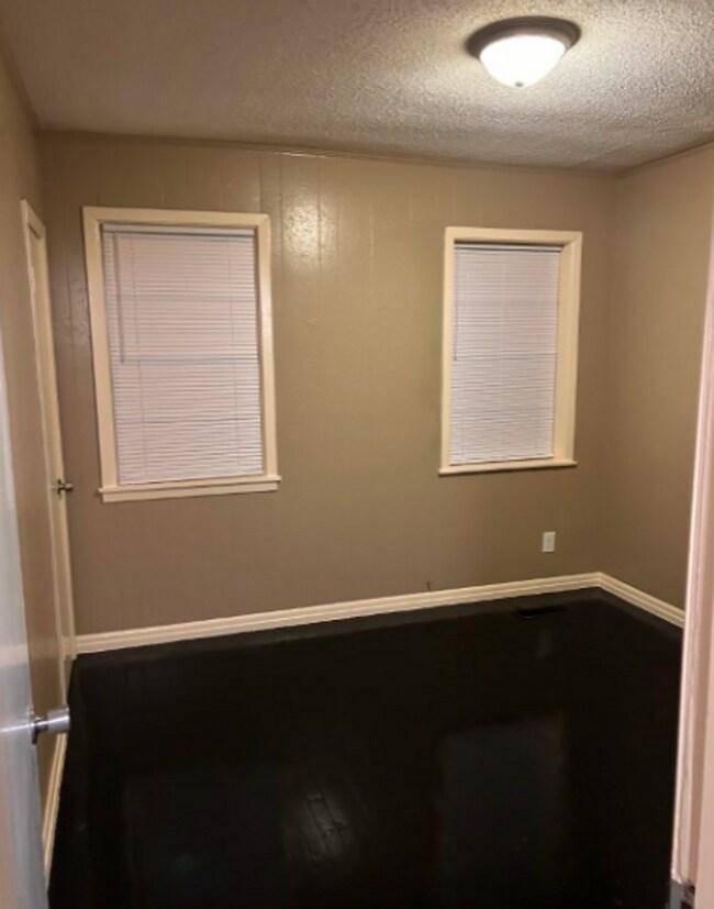 2029 Lee Terrace SW 2029 Lee Terrace SW Birmingham AL 35211