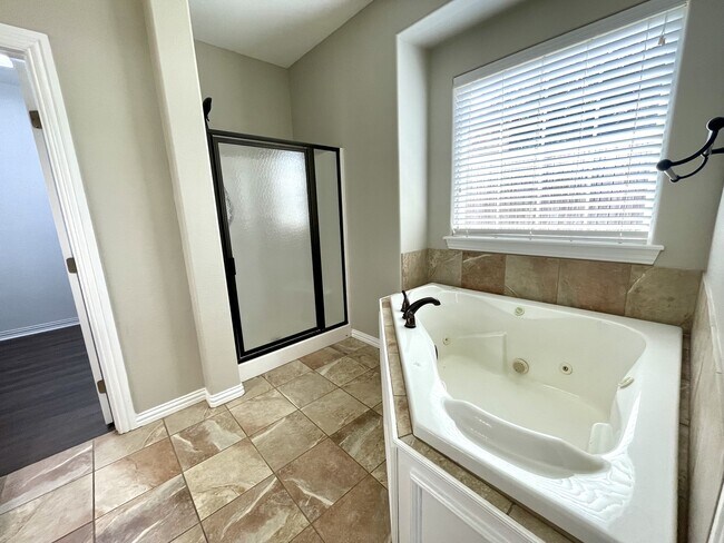 Building Photo - 4904 Caddo Creek Ct