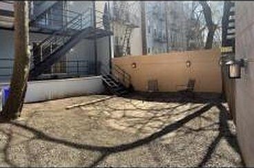 Building Photo - 130 Madison St