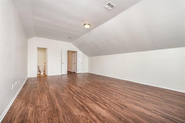 Building Photo - 508 Maplewood Dr