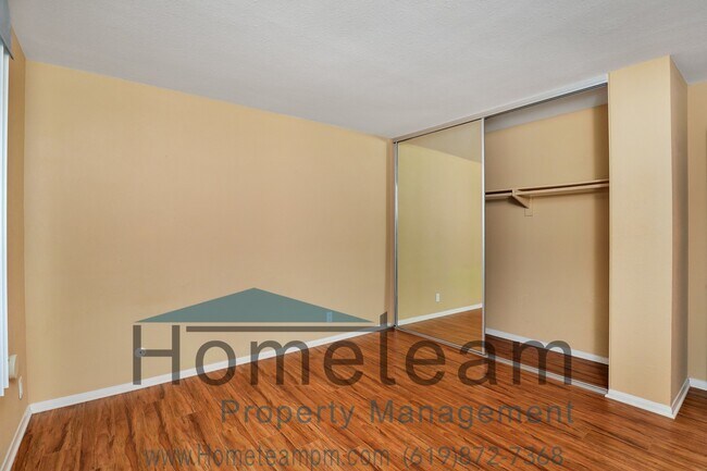 Building Photo - 2 BR/ 2 BA 892 SQFT SAN DIEGO CONDO