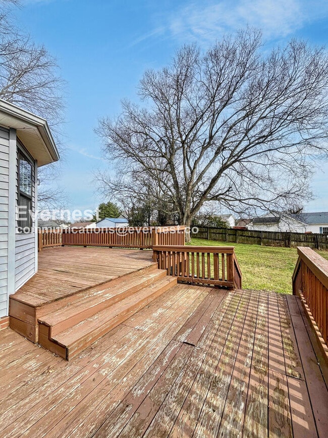 Building Photo - 408 Malibu Canyon Dr