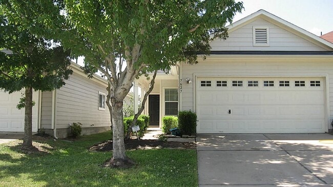 Building Photo - 7627 Fallen Leaf