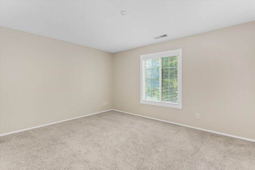 Building Photo - 7353 Ellena W