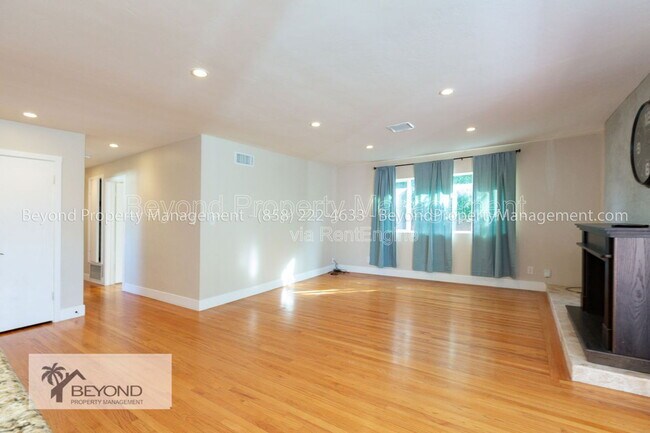 Building Photo - 2626 Greyling Dr