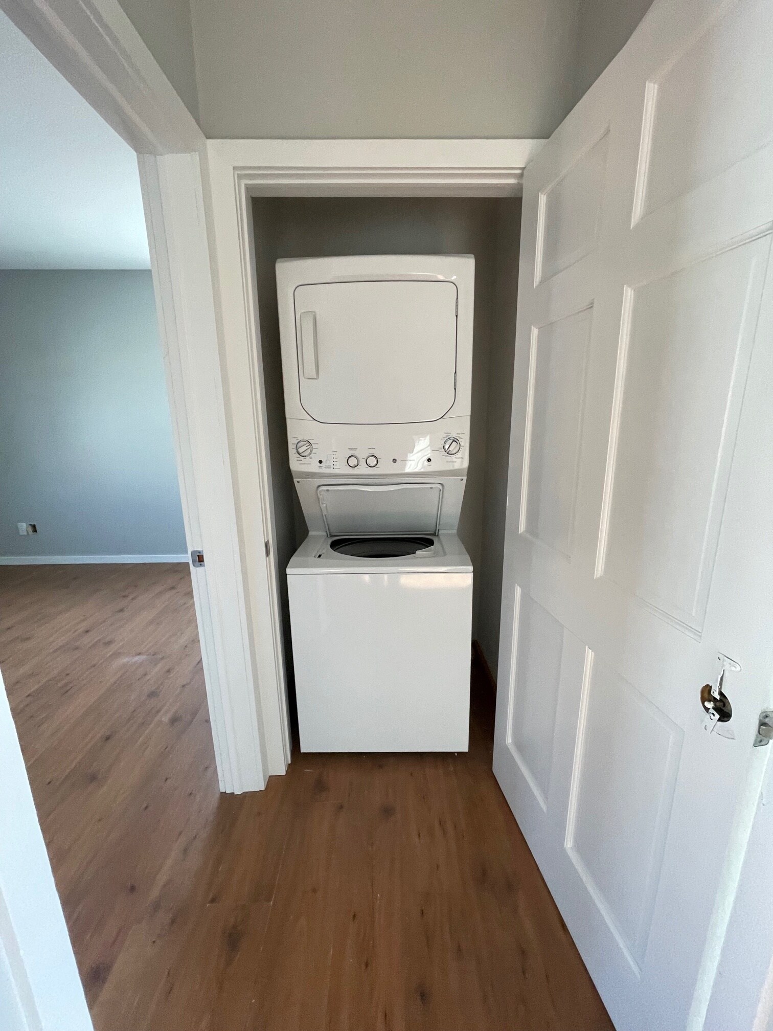 Washer / Dryer in Unit - 43 Main St