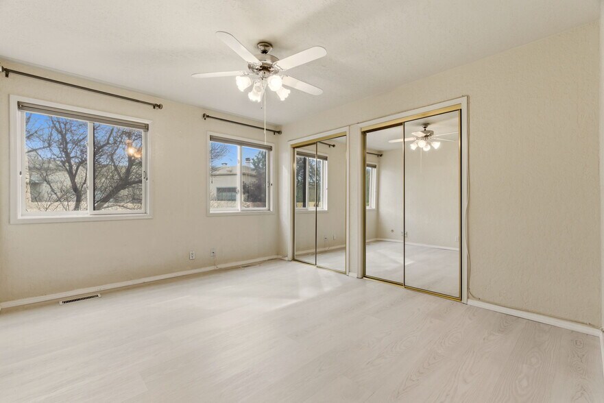 Building Photo - 9706 Tanoan Dr NE