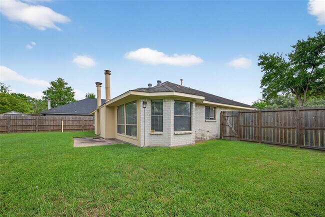 Building Photo - 1503 Quail Trace Dr