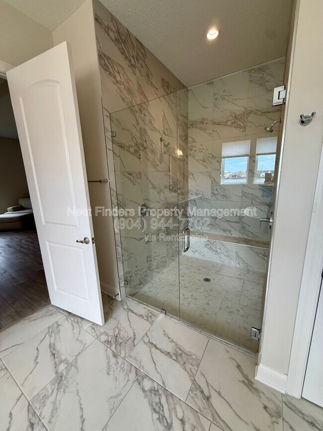 Building Photo - 194 Snowbell Ct