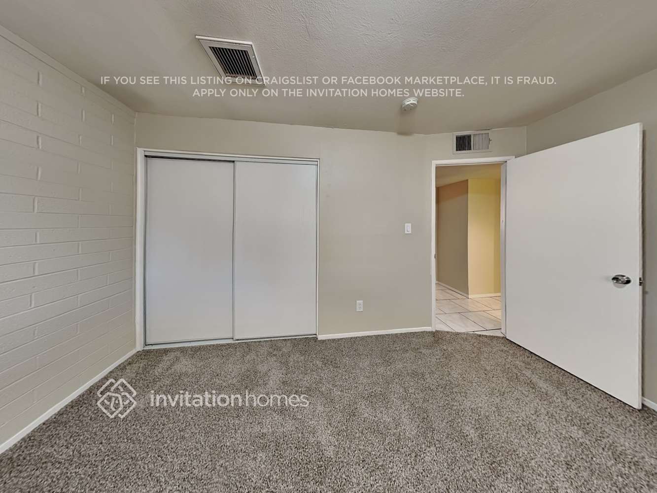 Building Photo - 2307 W Freeway Ln